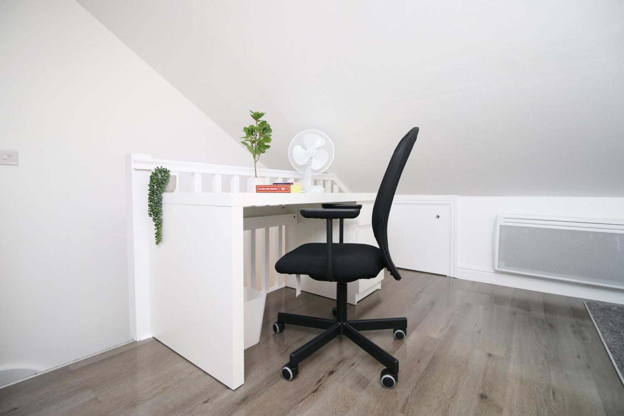 Modern Guesthouse, Fast Wi-Fi, Street Free Parking, Central, Fully Equipped Cardiff Eksteriør bilde