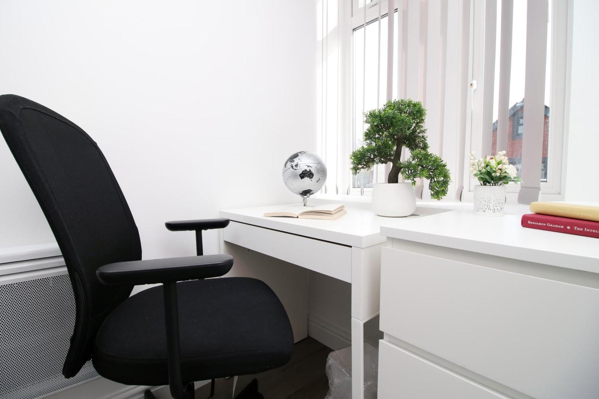 Modern Guesthouse, Fast Wi-Fi, Street Free Parking, Central, Fully Equipped Cardiff Eksteriør bilde