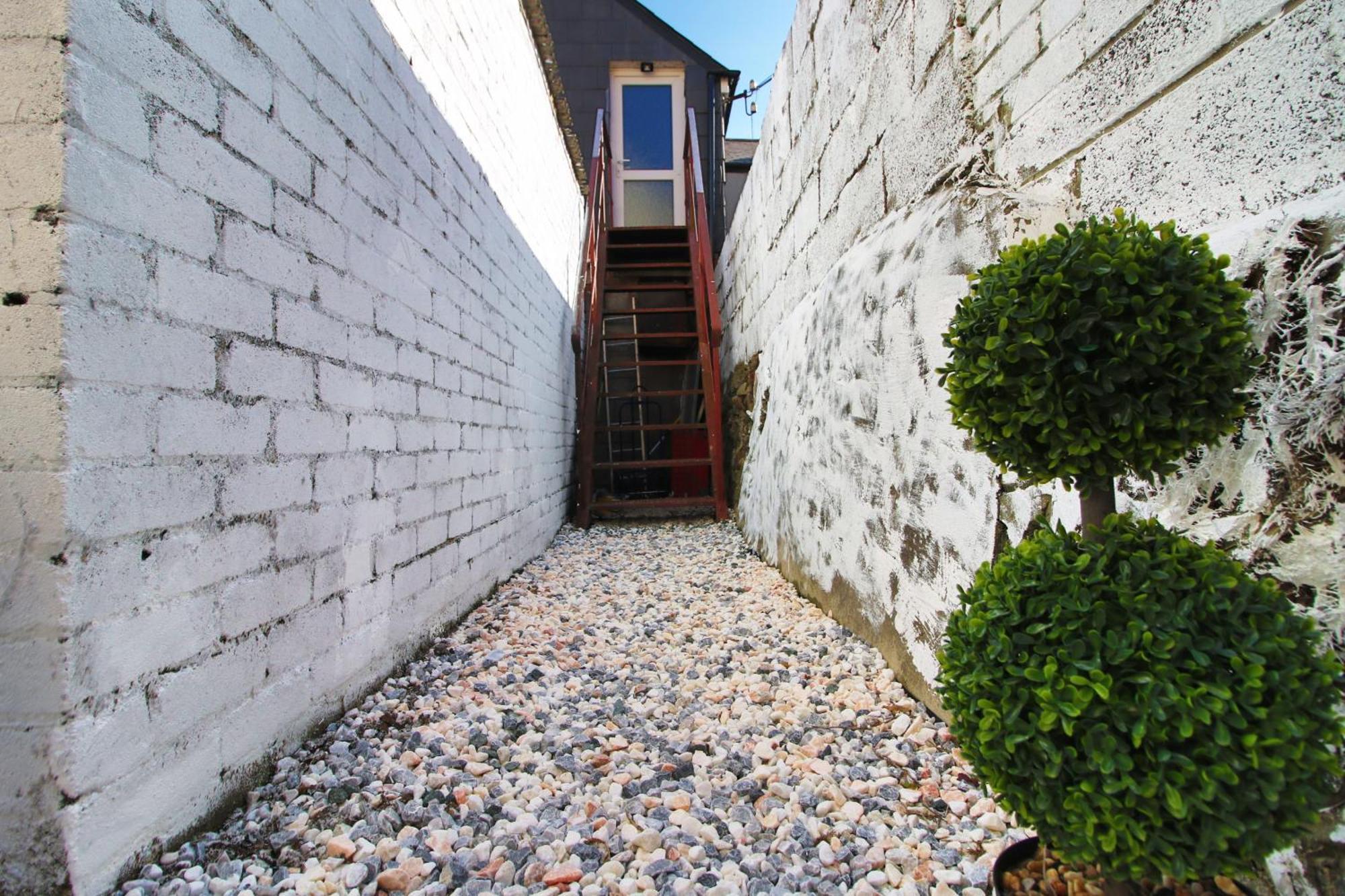 Modern Guesthouse, Fast Wi-Fi, Street Free Parking, Central, Fully Equipped Cardiff Eksteriør bilde