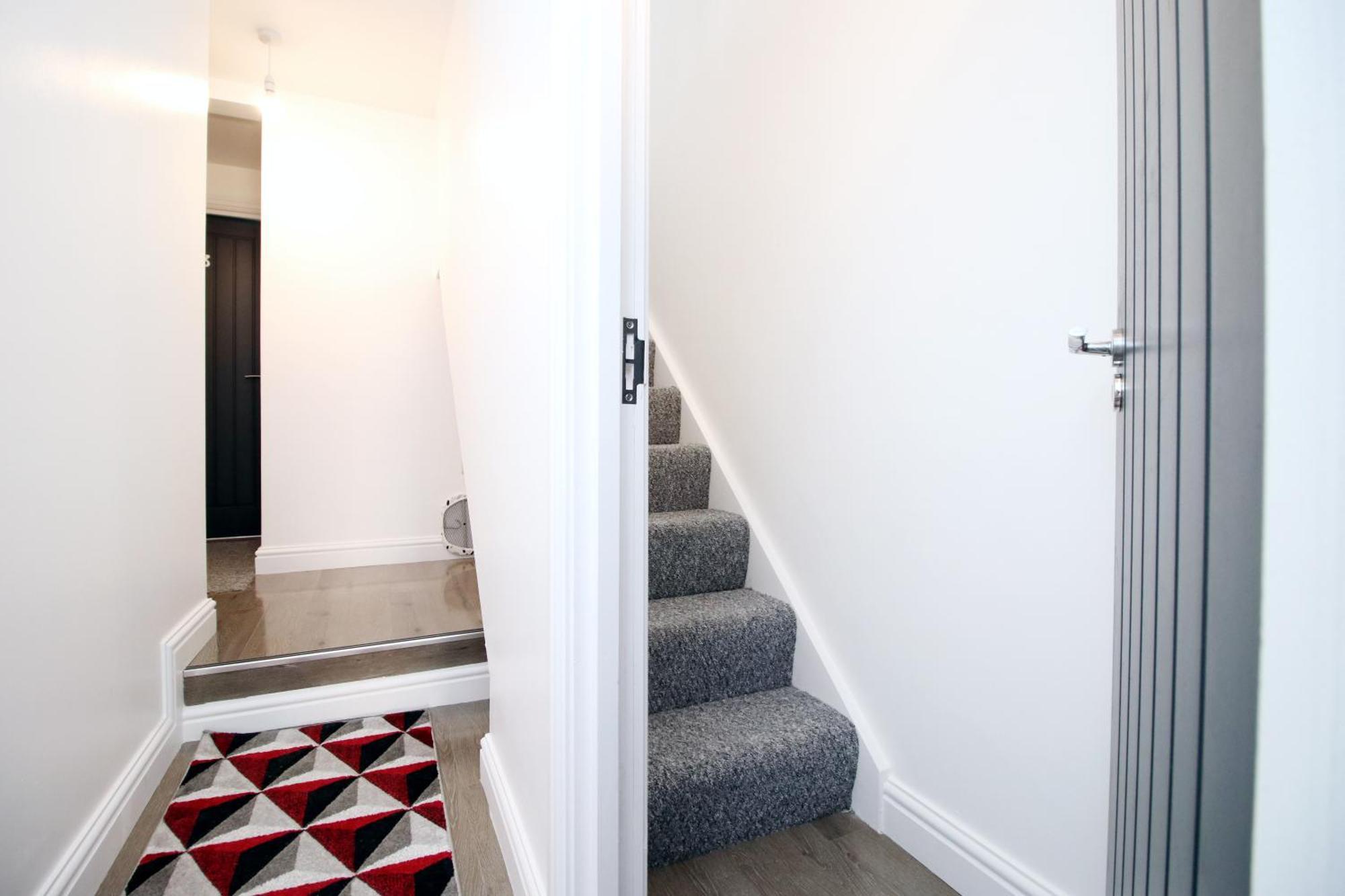 Modern Guesthouse, Fast Wi-Fi, Street Free Parking, Central, Fully Equipped Cardiff Eksteriør bilde