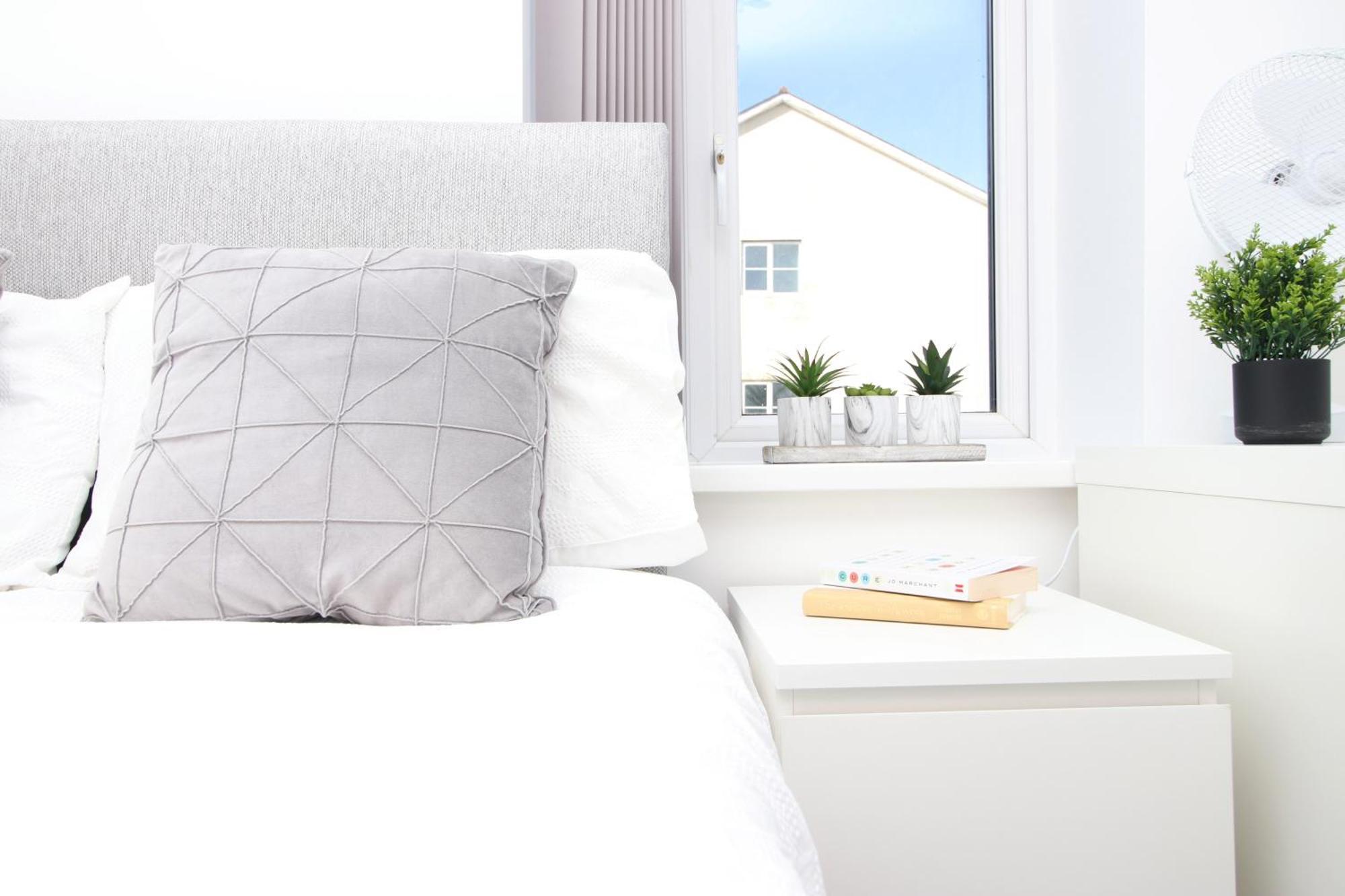 Modern Guesthouse, Fast Wi-Fi, Street Free Parking, Central, Fully Equipped Cardiff Eksteriør bilde